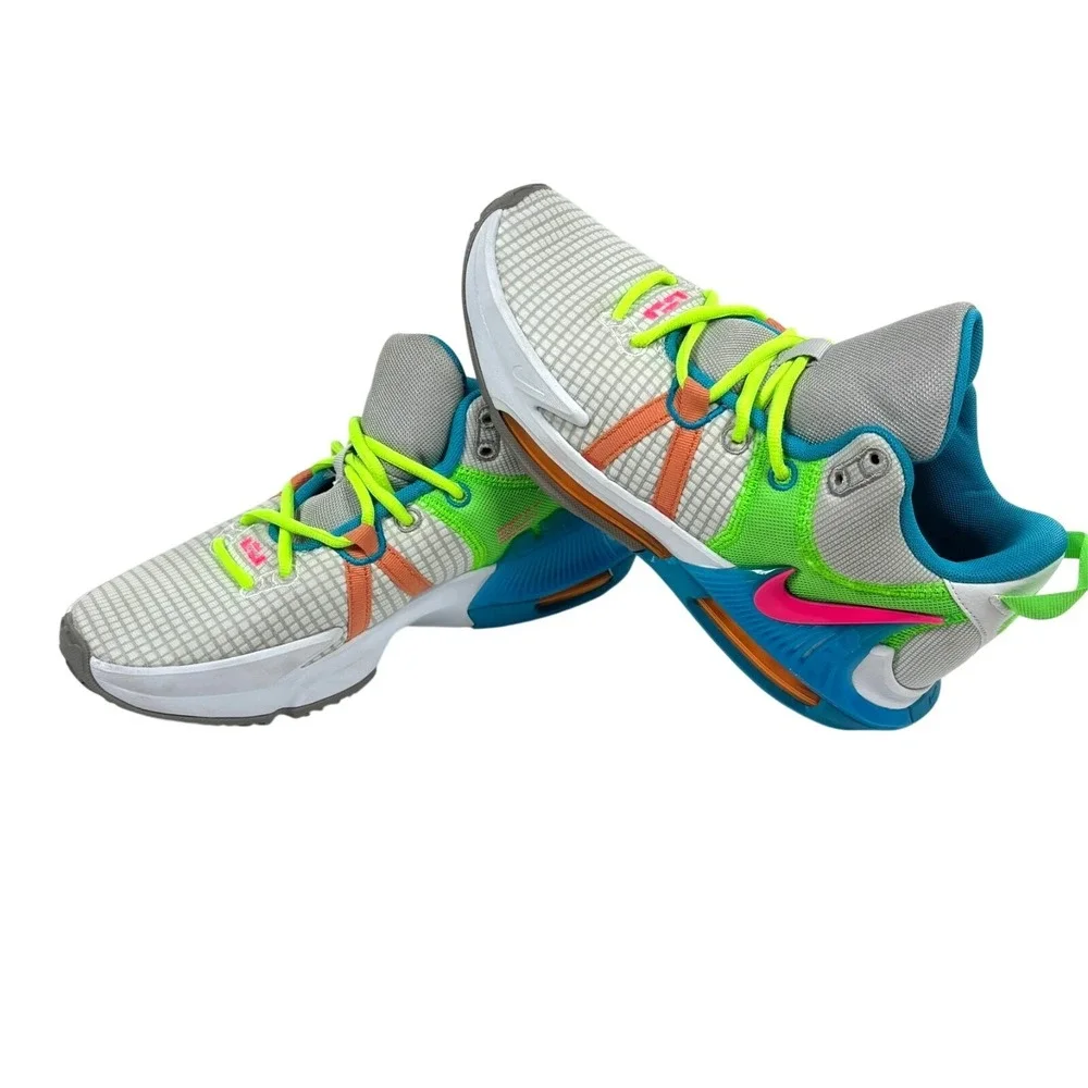 Nike lebron witness
